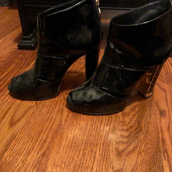 Tory Burch Black Patent Cut Out Booties - Picture 3 of 5